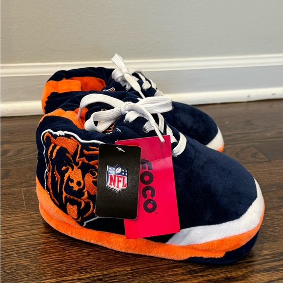 Foco Chicago Bears Plush Slippers youth size medium - Picture 7 of 8